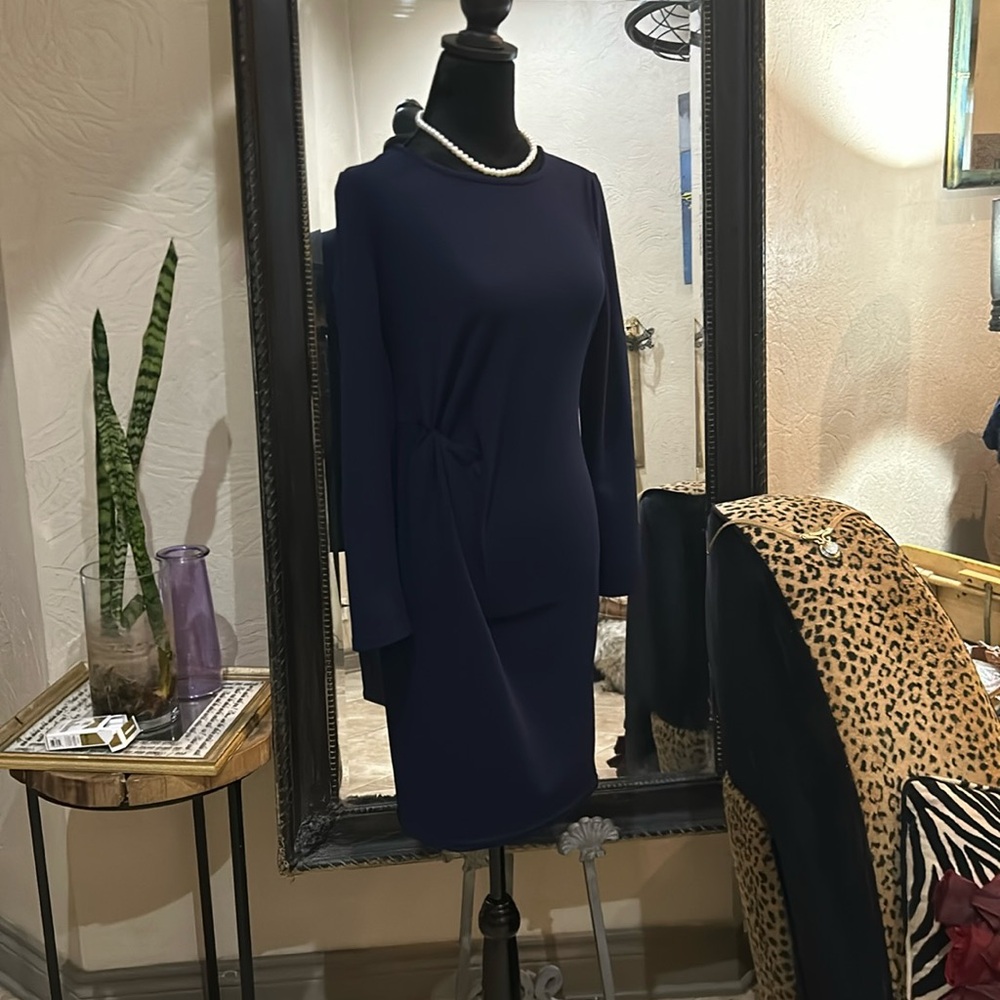 Navy dress perfect for the office